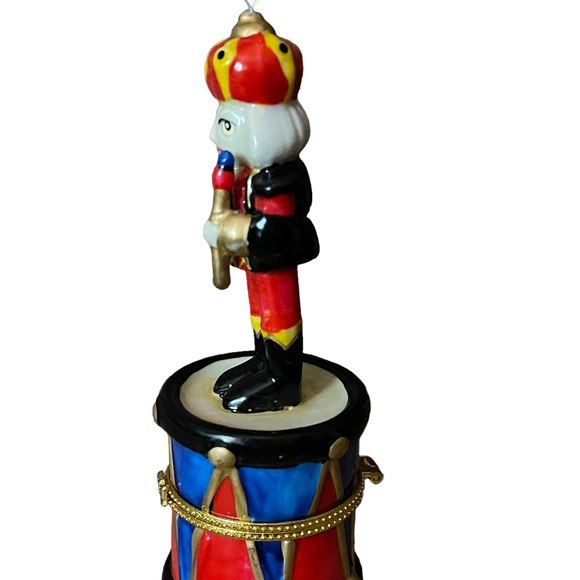 Nutcracker Trinket Box Ornament Ceramic and Enamel - Picture 7 of 9